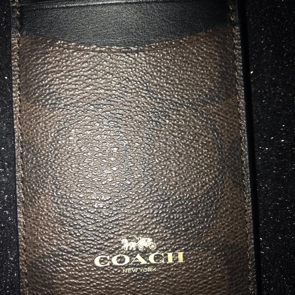 ID holder